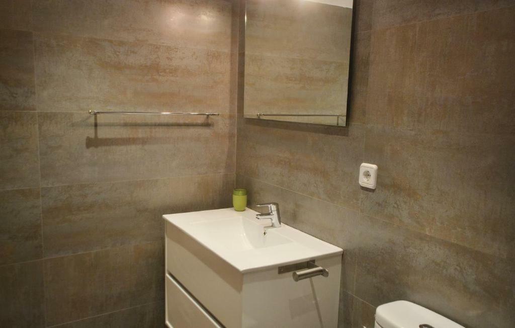 Duplex En Frente De La Playa Al Lado De Barcelona Apartment Канет де Мар Екстериор снимка