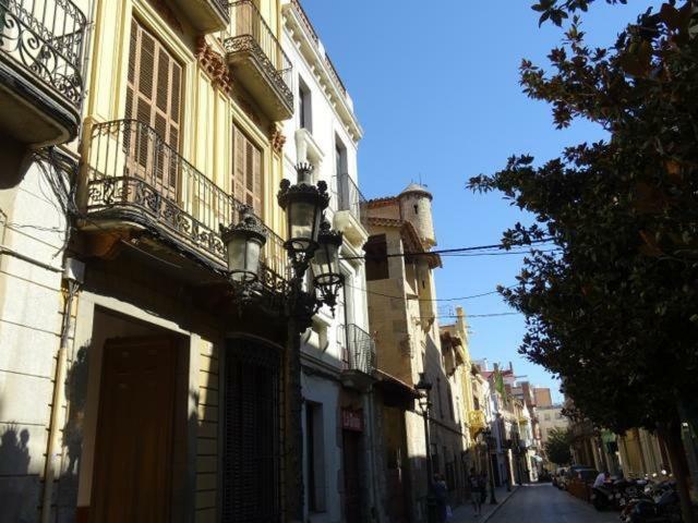 Duplex En Frente De La Playa Al Lado De Barcelona Apartment Канет де Мар Екстериор снимка